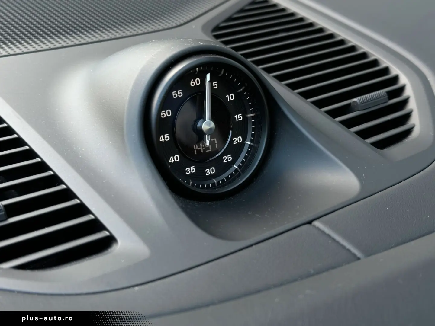 PORSCHE Cayenne S E-Hybrid Coupé Burmester GT-Sportlenk.