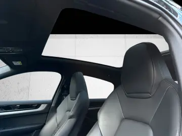 PORSCHE Cayenne S E-Hybrid Coupé Burmester GT-Sportlenk.