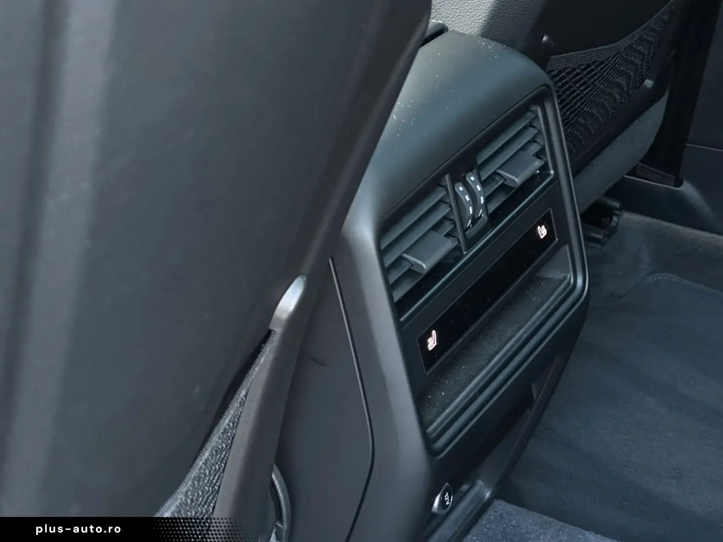 PORSCHE Cayenne S E-Hybrid Coupé Burmester GT-Sportlenk.