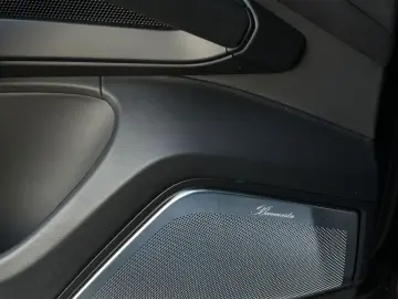 PORSCHE Cayenne S E-Hybrid Coupé Burmester GT-Sportlenk.