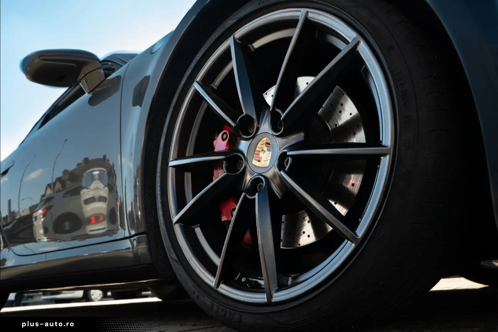 PORSCHE 992 Carrera 4S Coupé