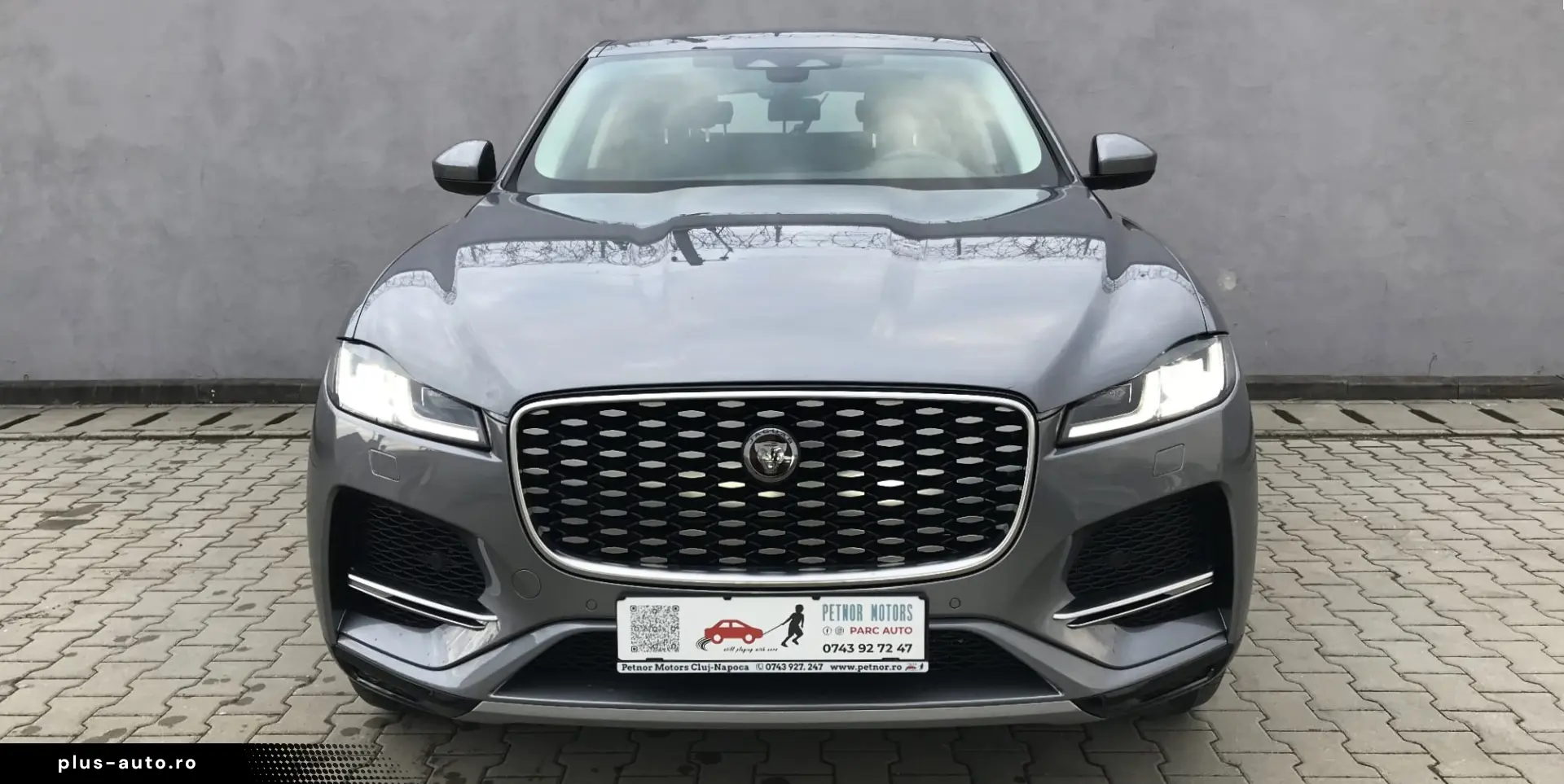 Jaguar F-Pace P400e AWD HSE