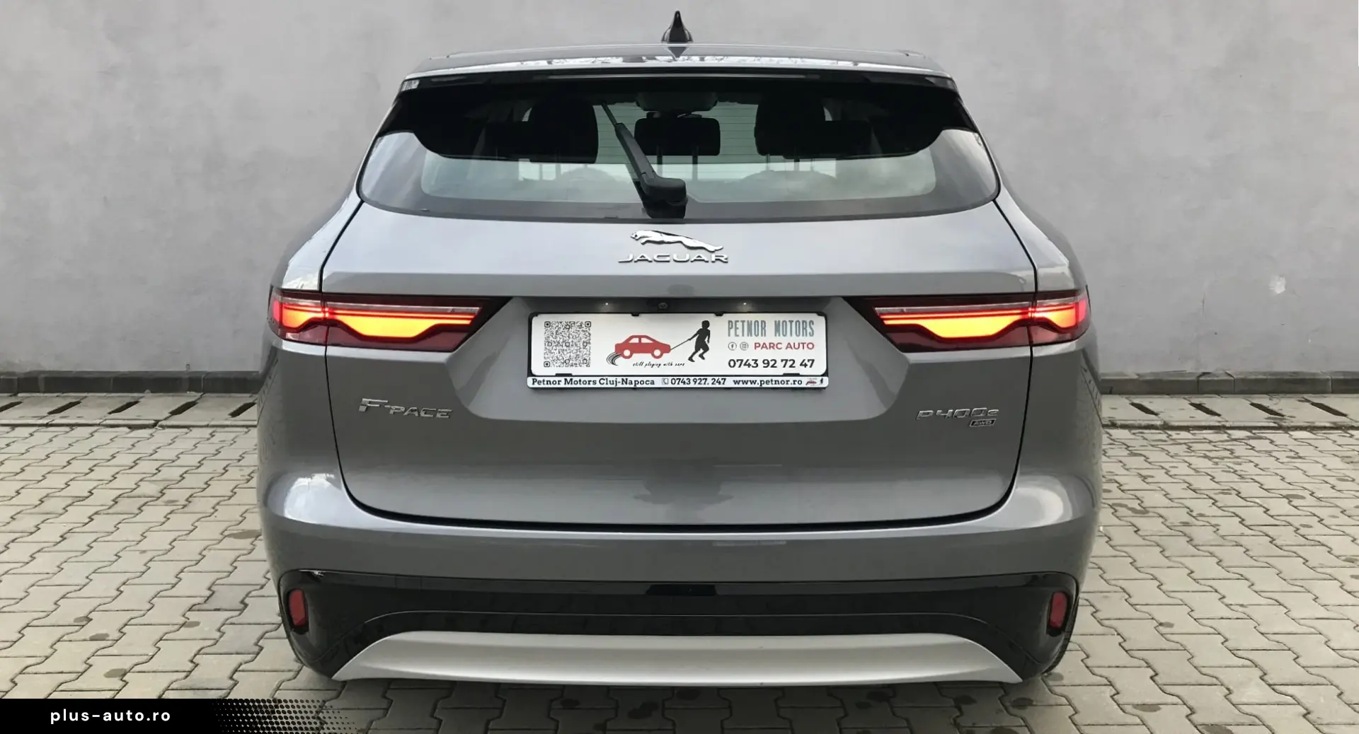 Jaguar F-Pace P400e AWD HSE