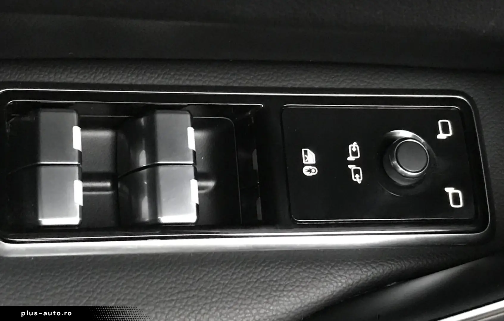 Jaguar F-Pace P400e AWD HSE