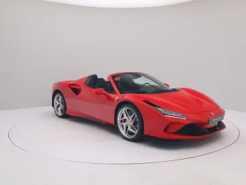 FERRARI F8 Spider ROSSO CORSA