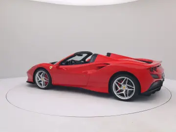 FERRARI F8 Spider ROSSO CORSA