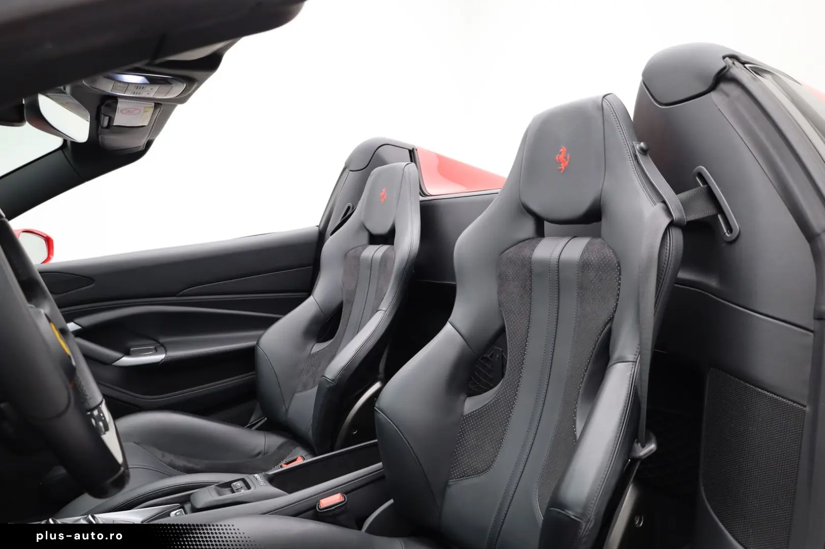 FERRARI F8 Spider ROSSO CORSA