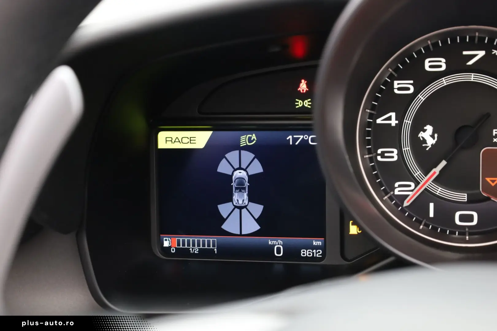 FERRARI F8 Spider ROSSO CORSA