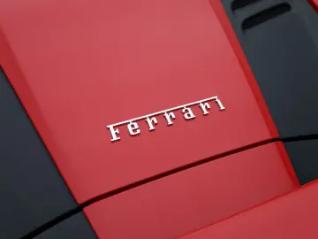 FERRARI F8 Spider ROSSO CORSA