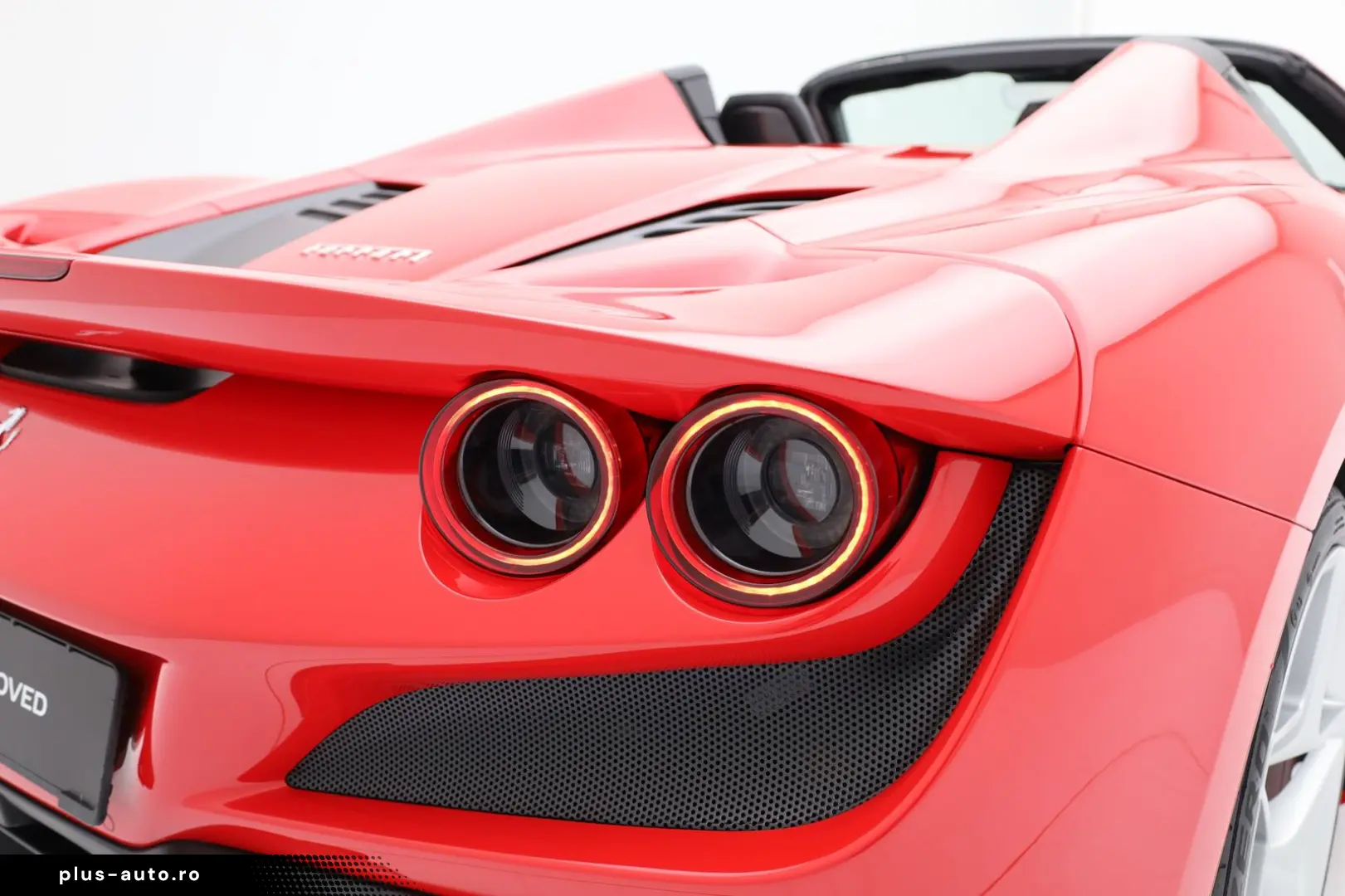 FERRARI F8 Spider ROSSO CORSA