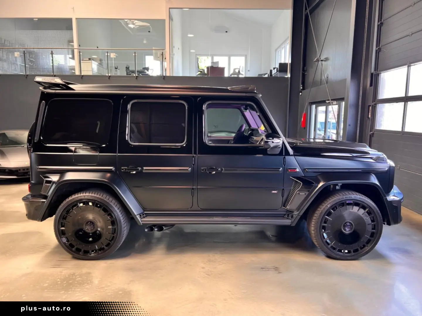 Mercedes Benz G63AMG Brabus B800 Purple interior