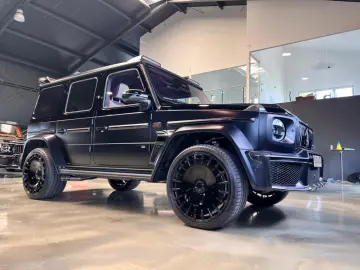 Mercedes Benz G63AMG Brabus B800 Purple interior