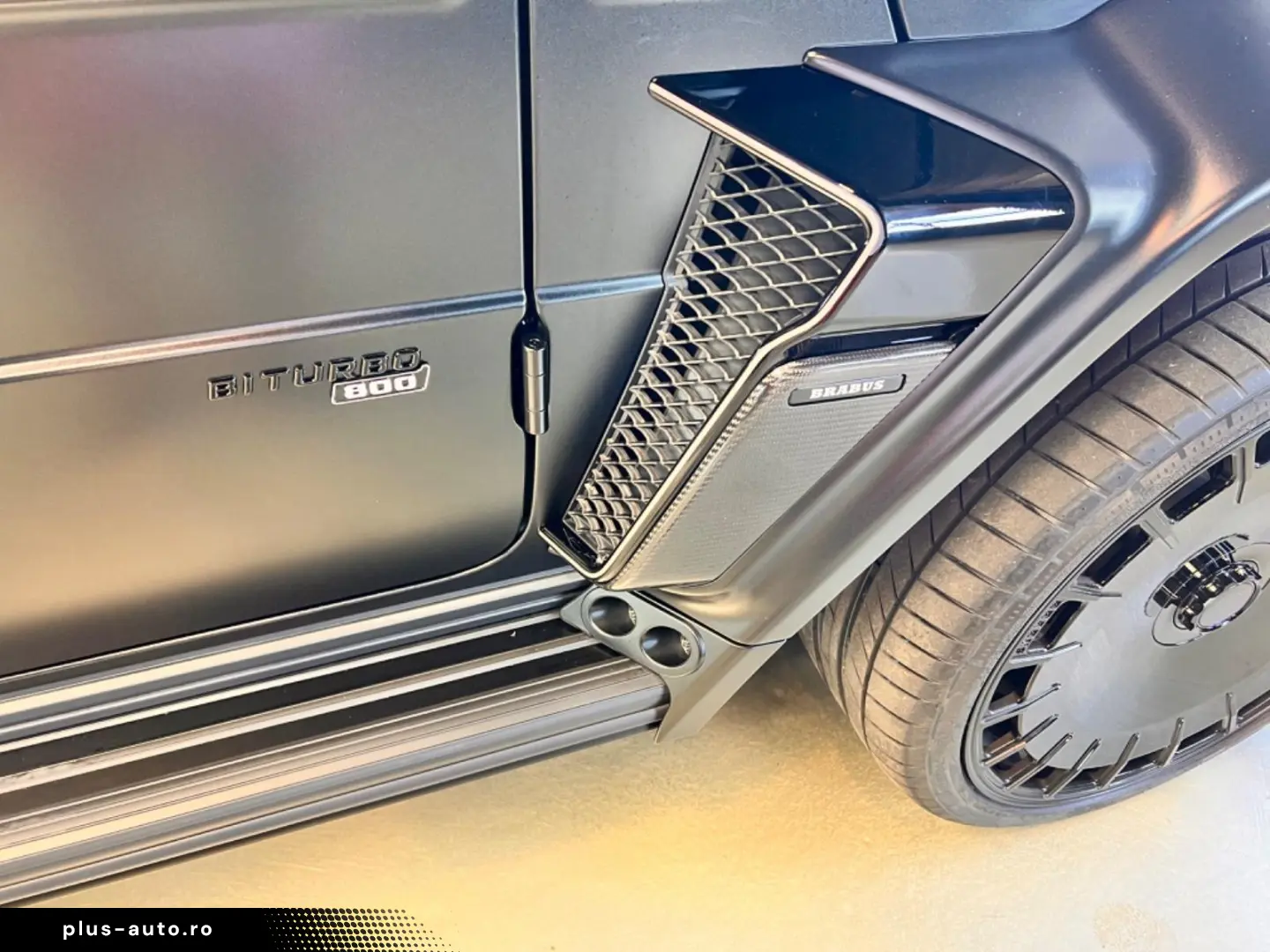 Mercedes Benz G63AMG Brabus B800 Purple interior