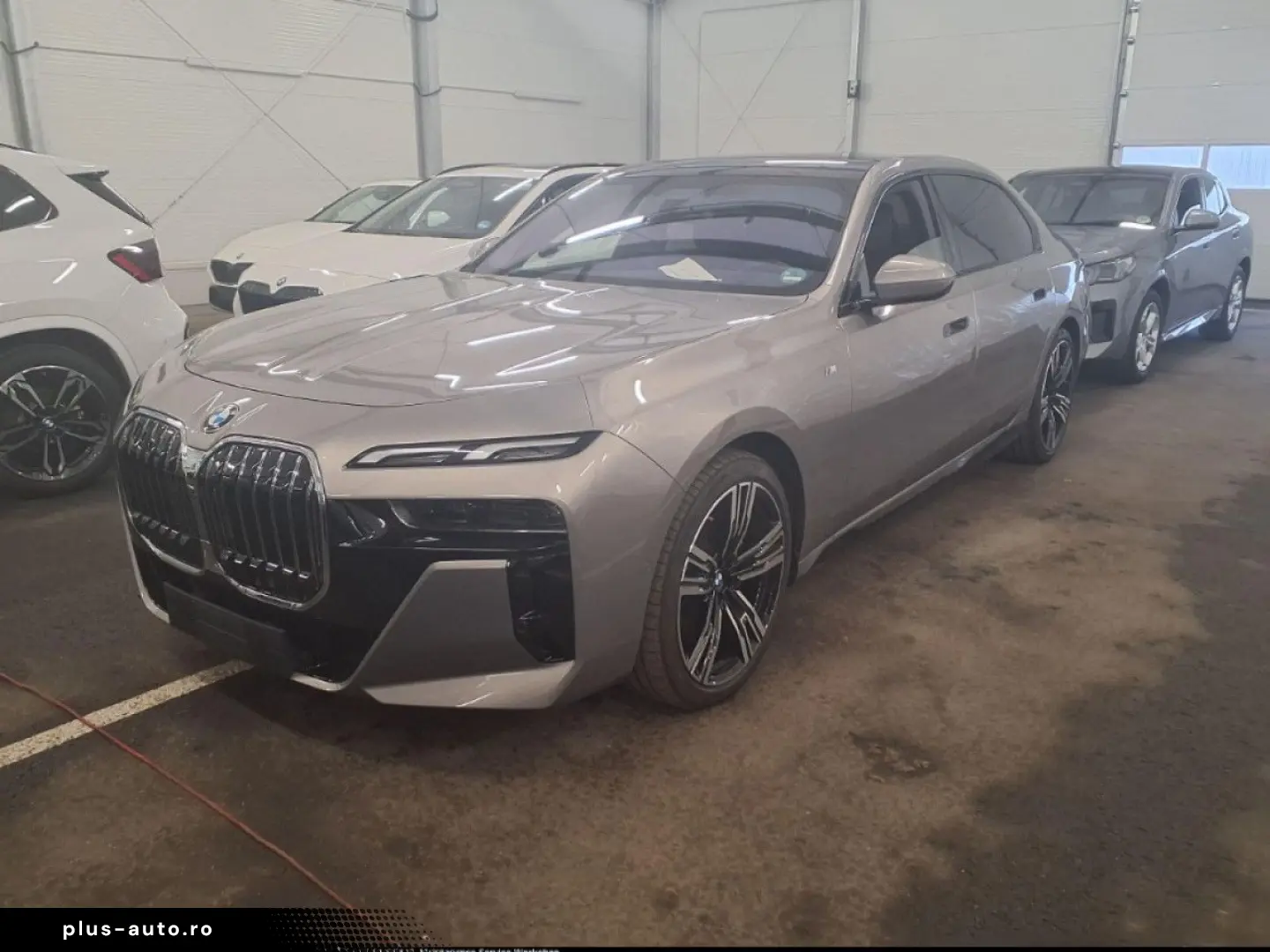 BMW 740d xDrive M SPORT AHK SkyL StHz HUD 360