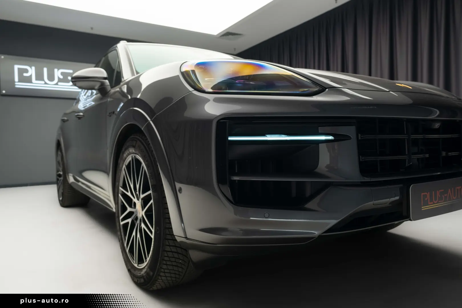 PORSCHE CAYENNE S E-Hybrid SUV