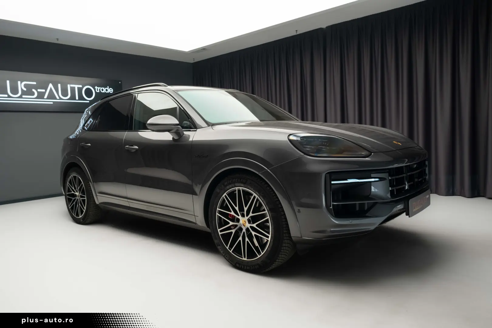 PORSCHE CAYENNE S E-Hybrid SUV