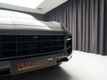 PORSCHE CAYENNE S E-Hybrid SUV