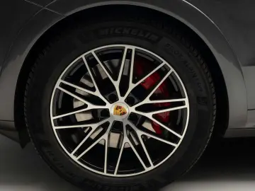 PORSCHE CAYENNE S E-Hybrid SUV