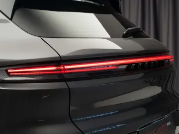 PORSCHE CAYENNE S E-Hybrid SUV