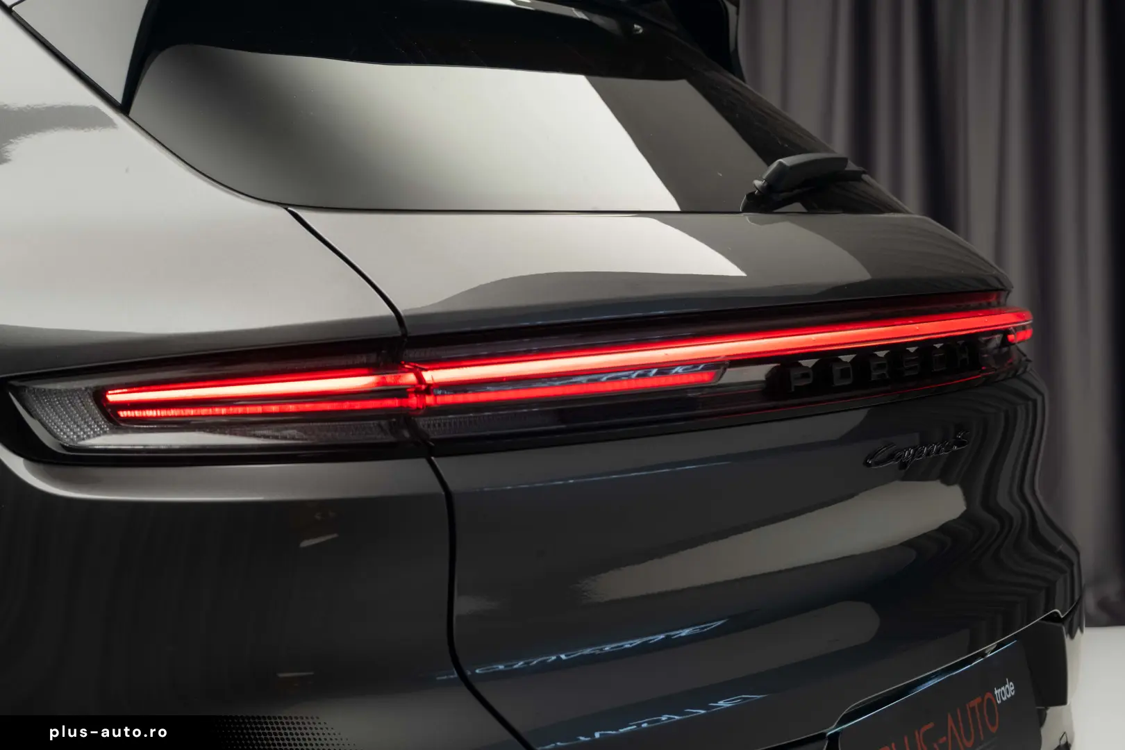 PORSCHE CAYENNE S E-Hybrid SUV