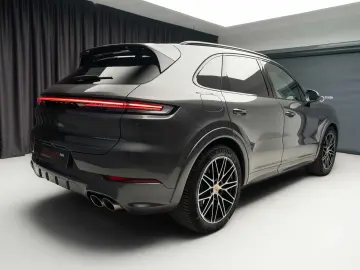 PORSCHE CAYENNE S E-Hybrid SUV