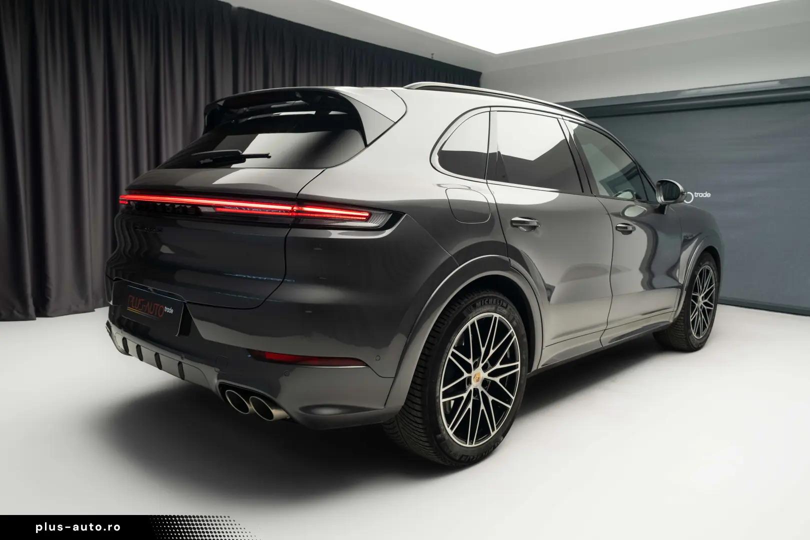 PORSCHE CAYENNE S E-Hybrid SUV