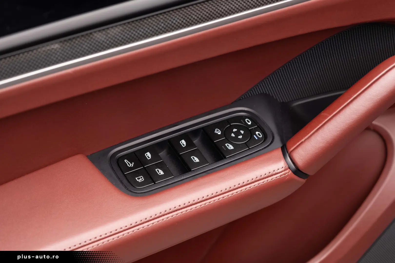 PORSCHE CAYENNE S E-Hybrid SUV