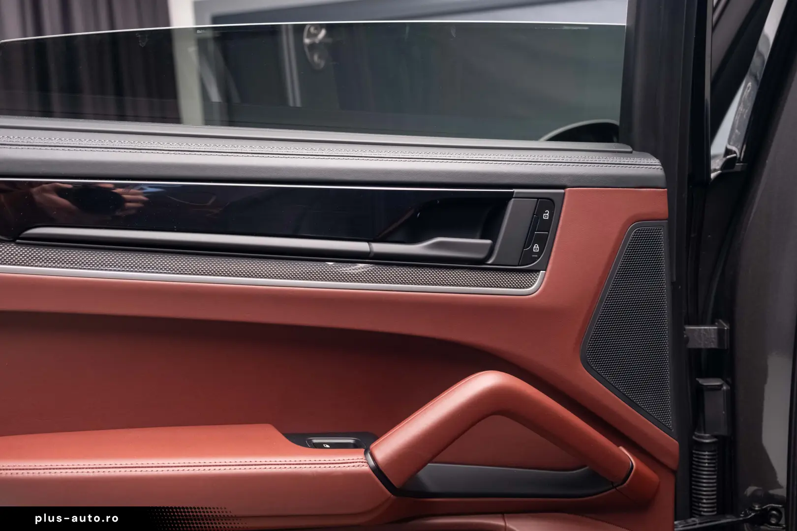 PORSCHE CAYENNE S E-Hybrid SUV