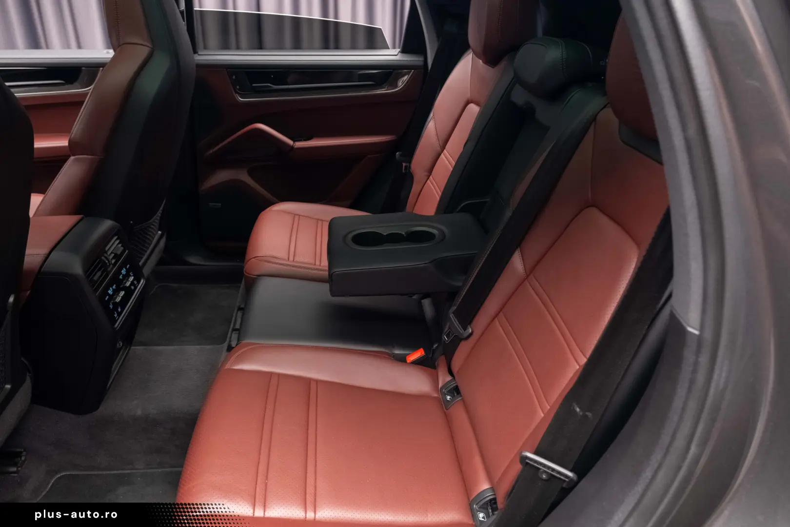 PORSCHE CAYENNE S E-Hybrid SUV