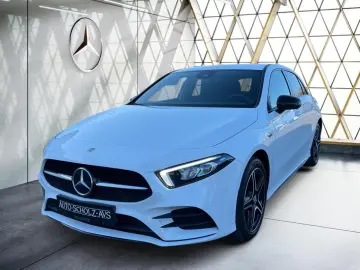 MERCEDES-BENZ A 250 e limousine AMG Night-P KAM CarPlay