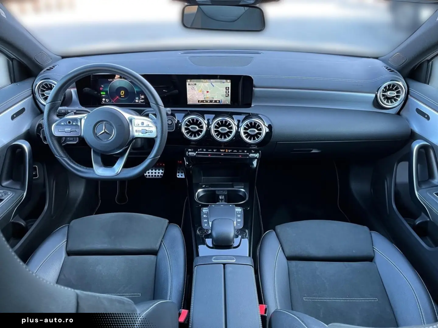 MERCEDES-BENZ A 250 e limousine AMG Night-P KAM CarPlay