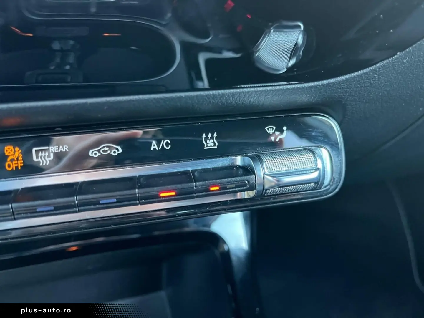 MERCEDES-BENZ A 250 e limousine AMG Night-P KAM CarPlay