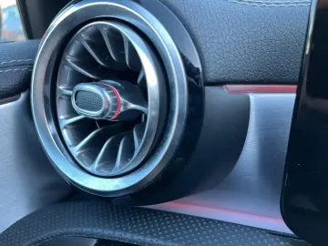 MERCEDES-BENZ A 250 e limousine AMG Night-P KAM CarPlay