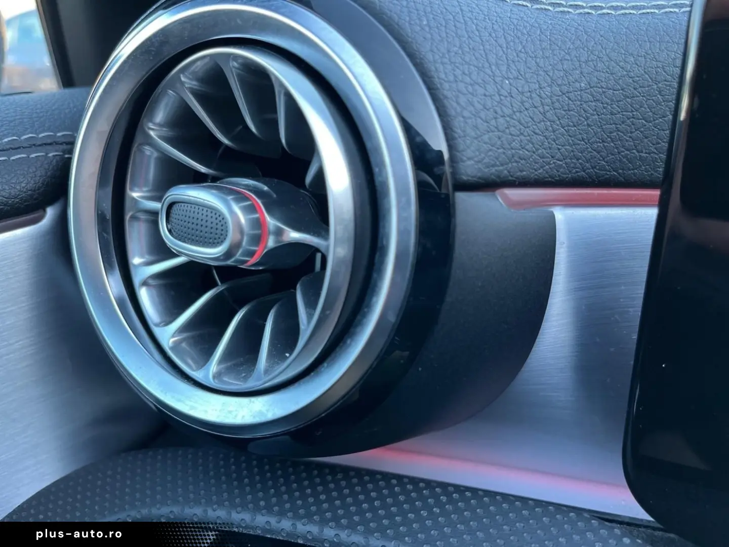 MERCEDES-BENZ A 250 e limousine AMG Night-P KAM CarPlay