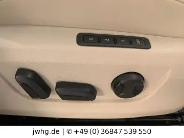 SKODA Superb Lim. L&K 4x4 VIRTUAL PANO 360 KAM STANDHZ