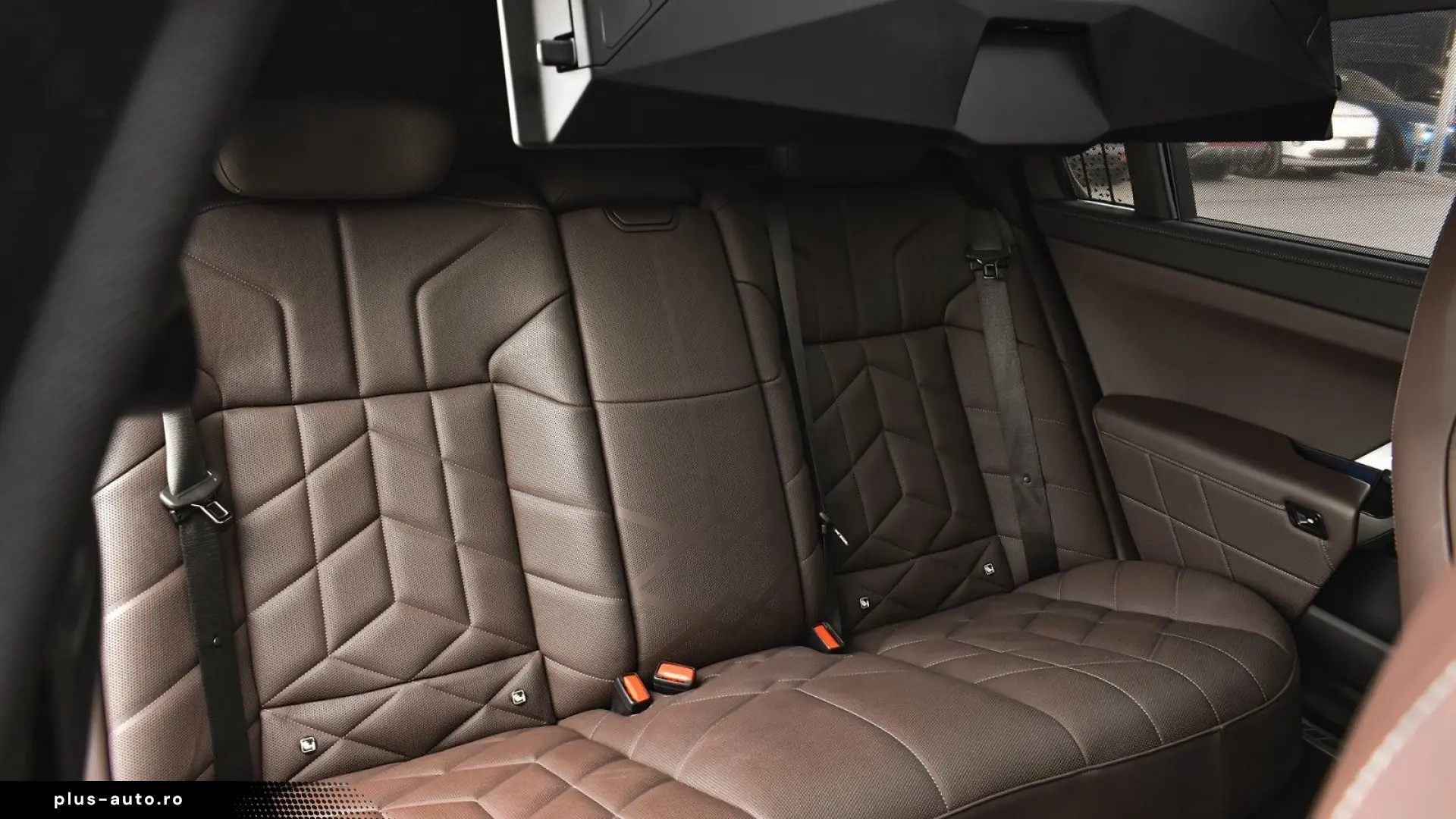 BMW 750e xDrive M Sport Plug-in Hybrid Sportautomati