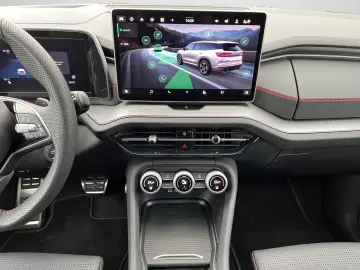 SKODA Kodiaq 2.0 TSI 4x4 DSG RS Pano AHK Leder HuD 360