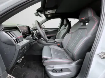 SKODA Kodiaq 2.0 TSI 4x4 DSG RS Pano AHK Leder HuD 360