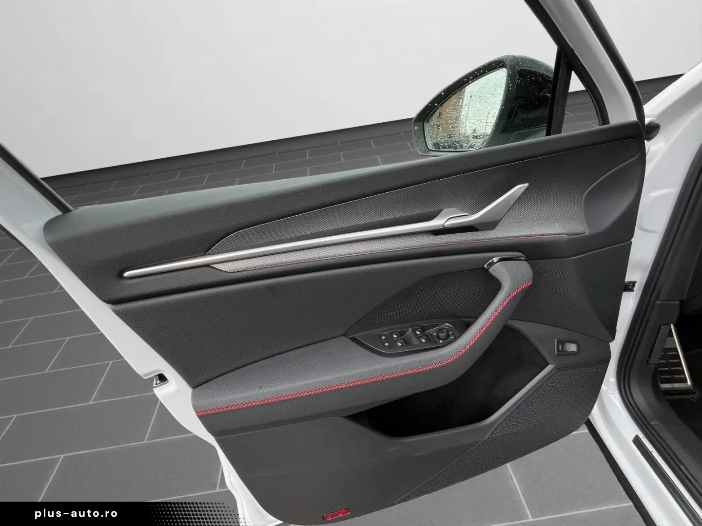 SKODA Kodiaq 2.0 TSI 4x4 DSG RS Pano AHK Leder HuD 360