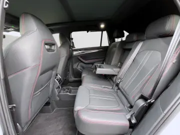 SKODA Kodiaq 2.0 TSI 4x4 DSG RS Pano AHK Leder HuD 360