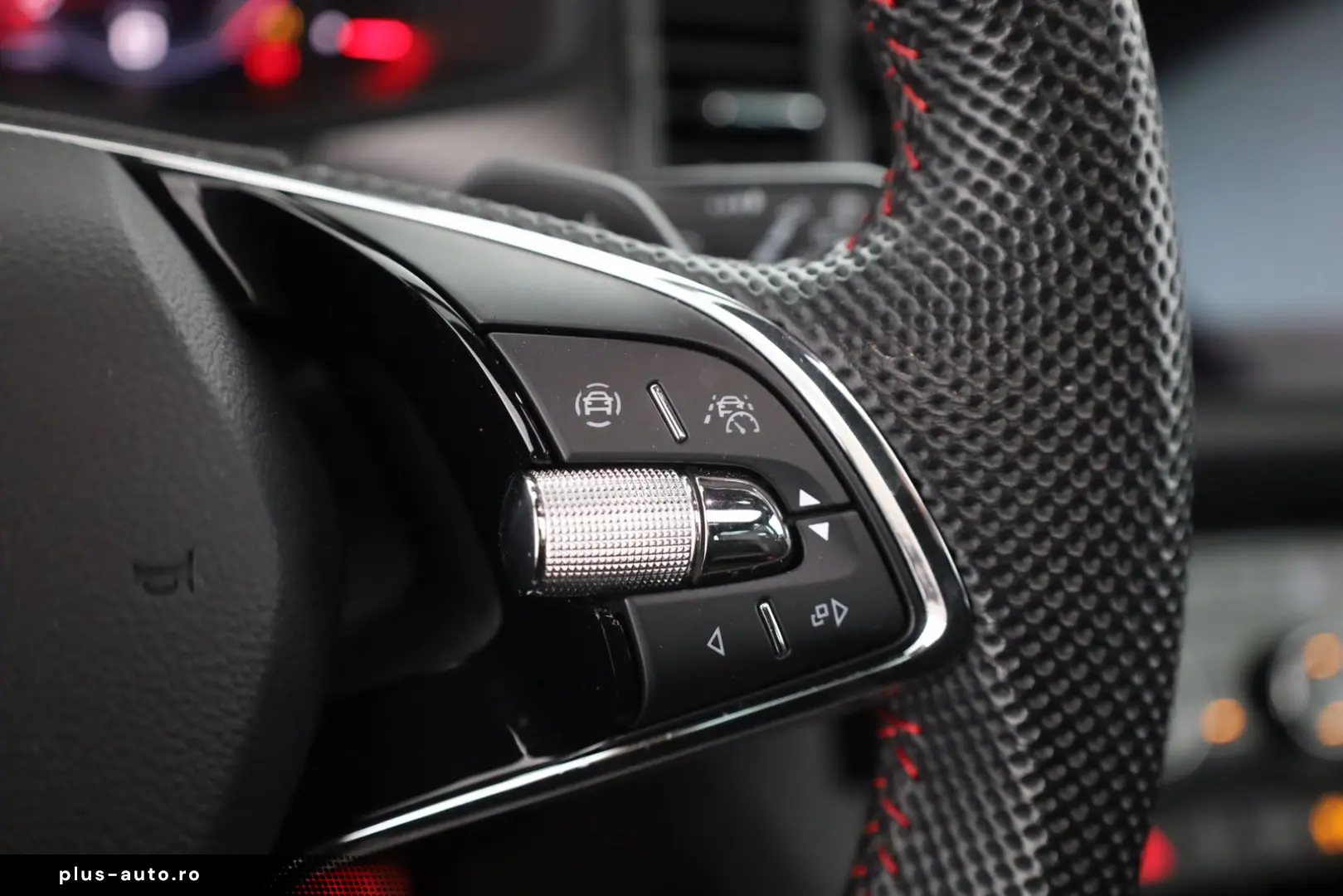 SKODA Kodiaq RS 2.0 TSI DSG 4x4 LED Panorama Kamera