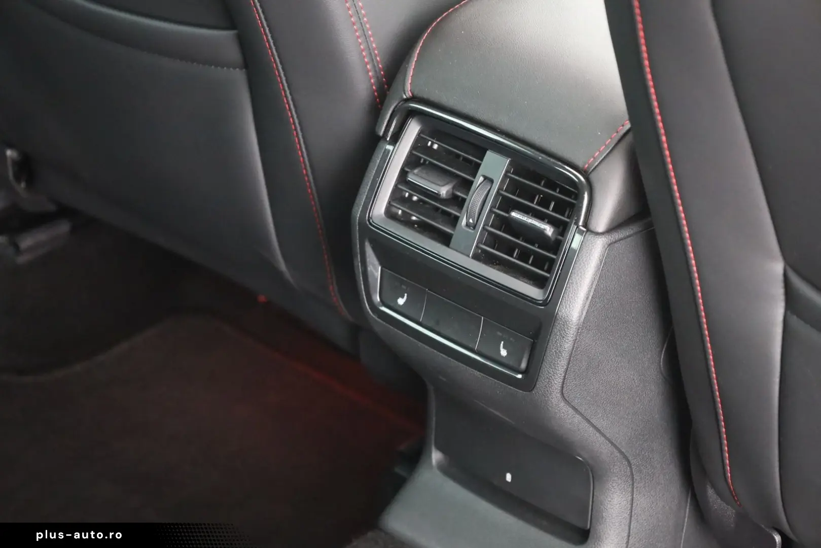 SKODA Kodiaq RS 2.0 TSI DSG 4x4 LED Panorama Kamera