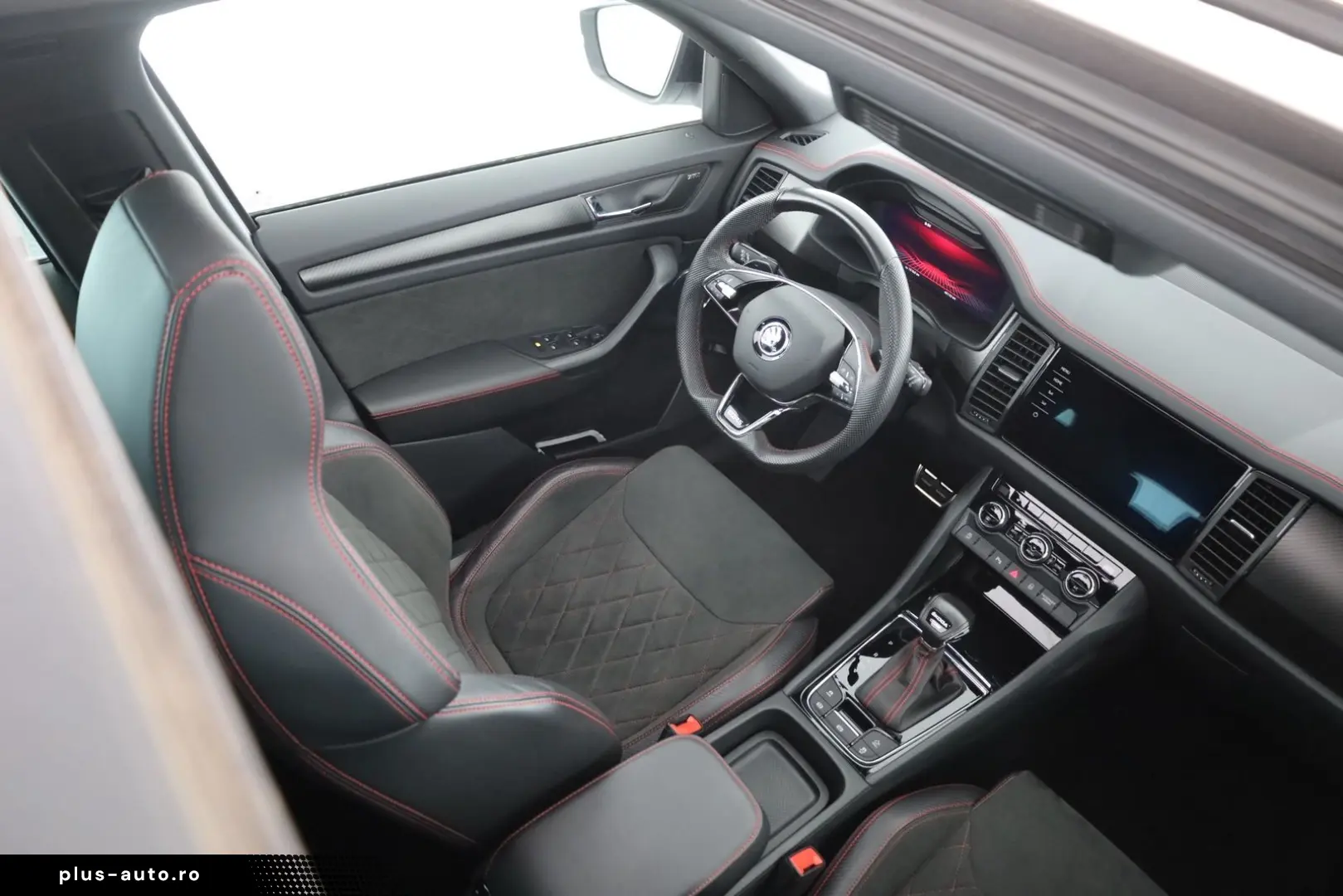 SKODA Kodiaq RS 2.0 TSI DSG 4x4 LED Panorama Kamera