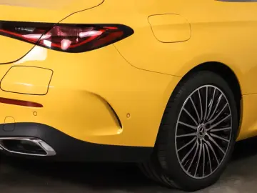 Mercedes-Benz CLE 300 e AMG 19  Pano LED