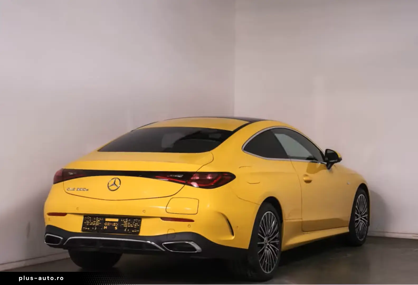 Mercedes-Benz CLE 300 e AMG 19  Pano LED