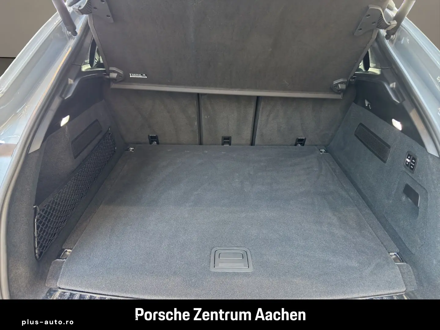 PORSCHE Cayenne E-Hybrid Coupe hHA-Lenkung InnoDrive LED