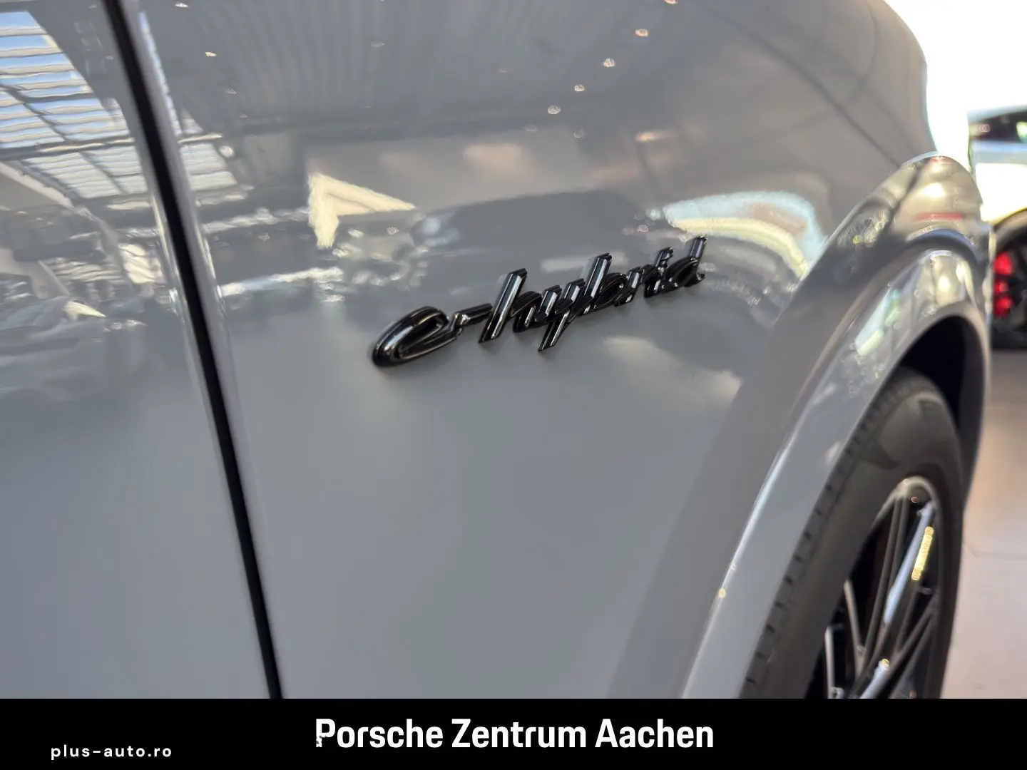 PORSCHE Cayenne E-Hybrid Coupe hHA-Lenkung InnoDrive LED