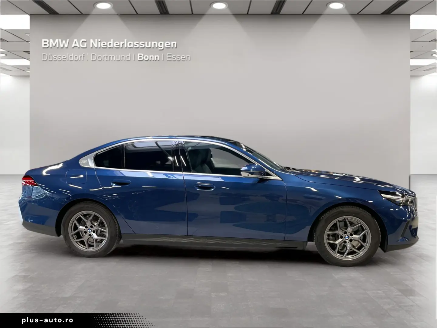 BMW 520d xDrive Limousine Standheizung Harman K LED