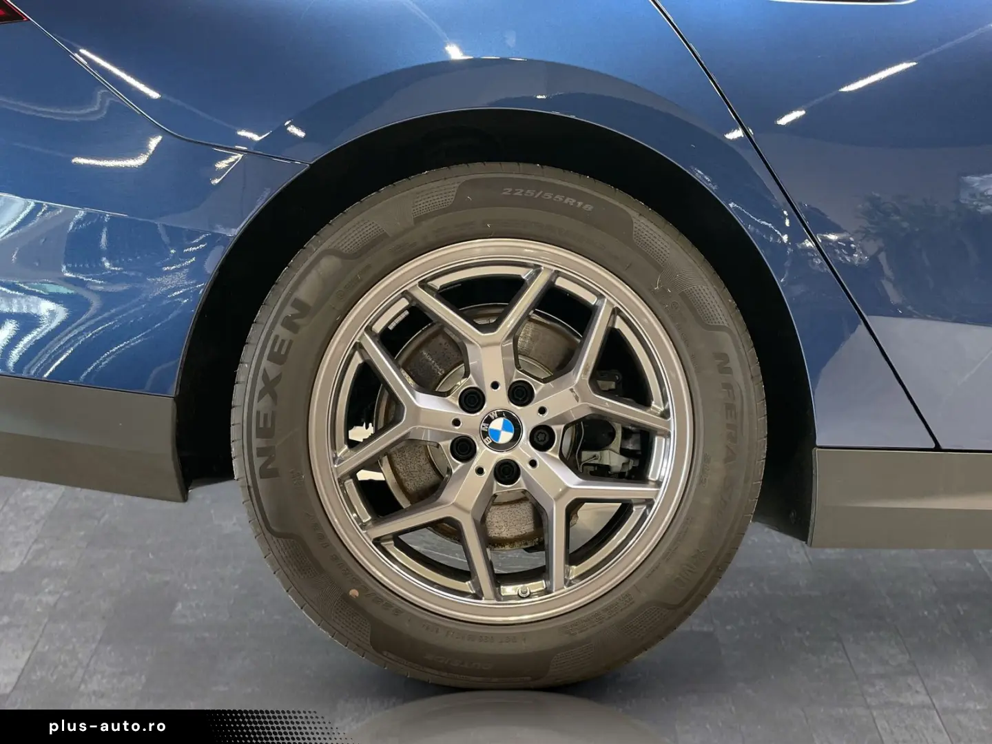 BMW 520d xDrive Limousine Standheizung Harman K LED