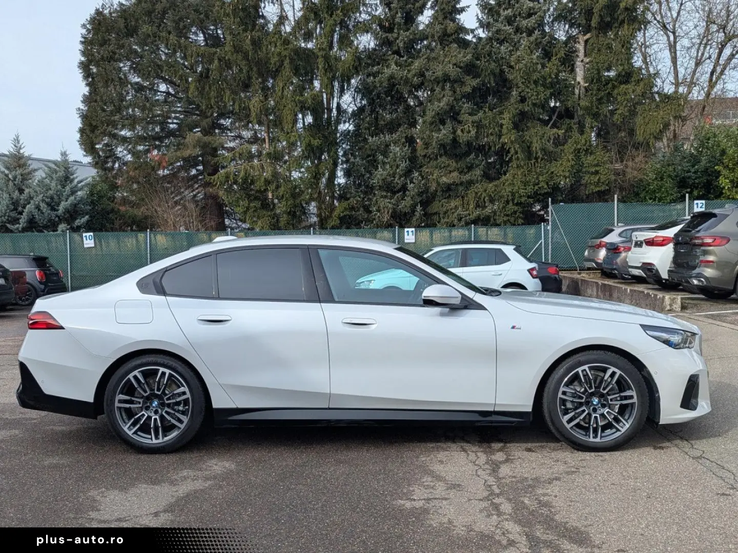 BMW 520d xDr.M Sport Standh.AHK Sitzbel.HUD ACC Park